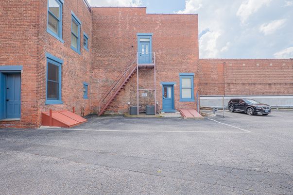Exterior, Facade, Brick Facade, Rowhouse