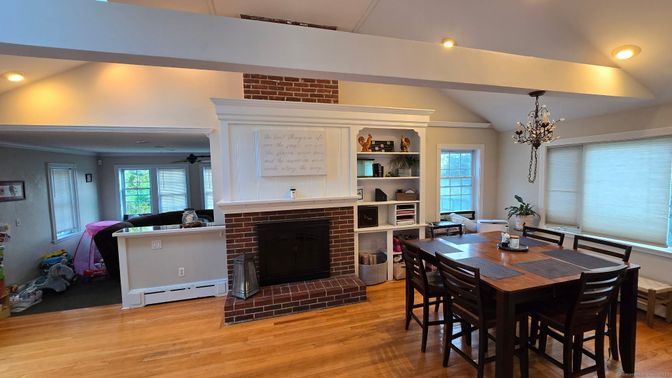 Dining room, Fireplace, Interior, Recessed Lighting, Wood Texture Flooring
