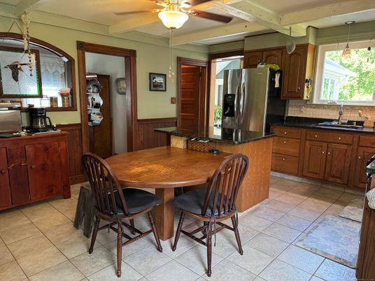 Dining room, Interior, Kitchen, Stainless Steel Appliances