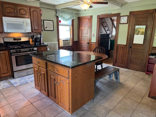 Dining room, Interior, Kitchen, Stainless Steel Appliances