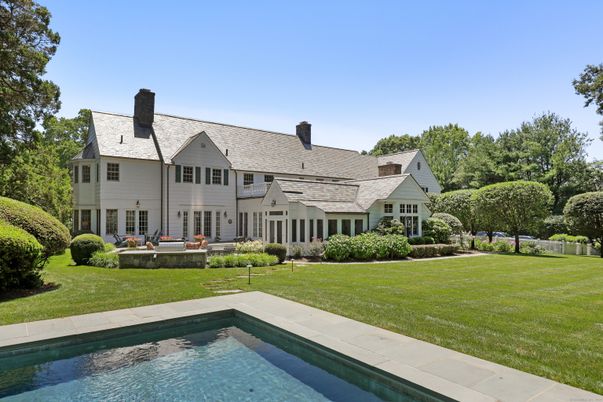 Backyard, Exterior, Pool