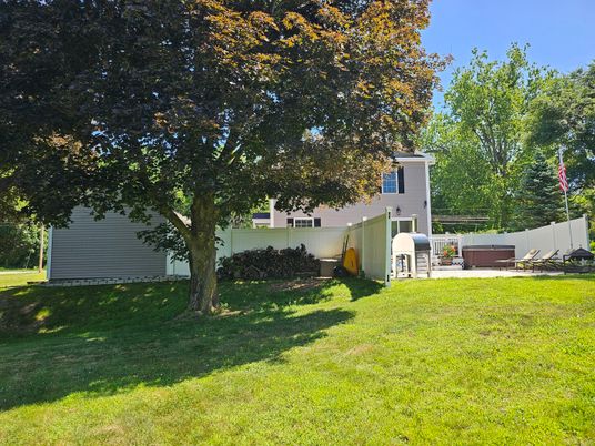 Backyard, Exterior, Hot Tub