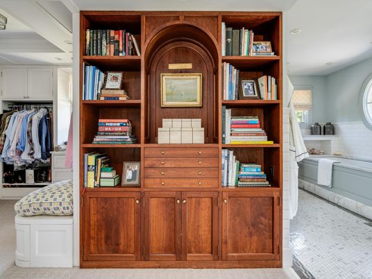 Interior, Recessed Lighting, Walk-in Closets