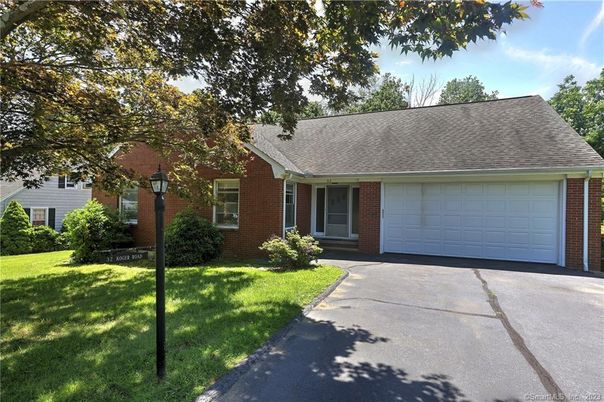 Attached, Exterior, Facade, Brick Facade, Cape Cod