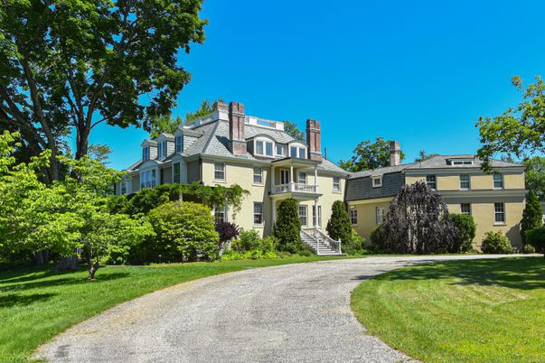 Backyard, Exterior, Facade, French Provincial