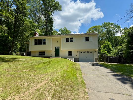 Attached, Backyard, Exterior, Facade, Raised Ranch