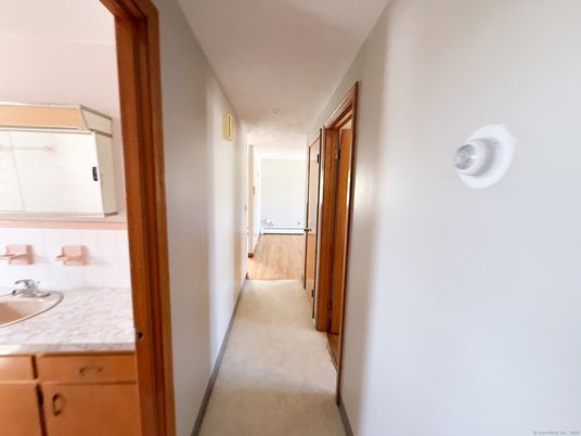 Bathroom, Interior, Tile Countertops