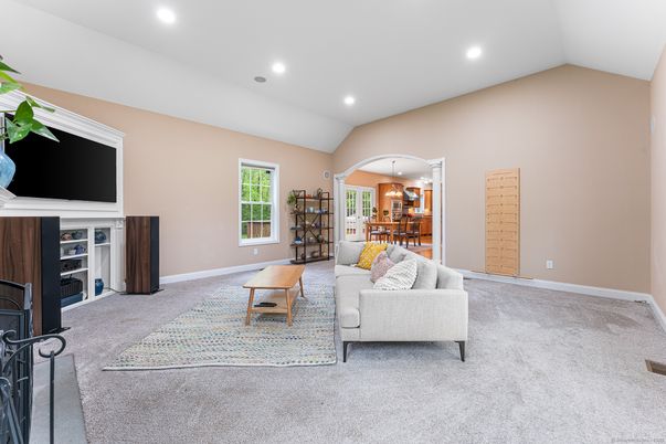 Dining room, Interior, Living room, Recessed Lighting