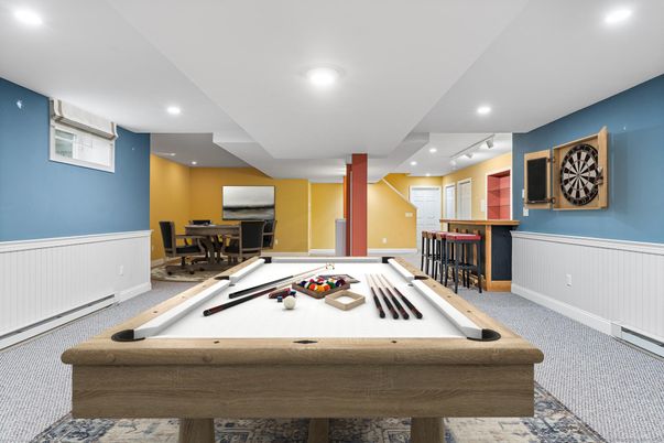 Billiard Table, Dining room, Game Room, Interior, Recessed Lighting