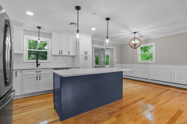 Interior, Kitchen, Pendant Lights, Recessed Lighting, Wood Texture Flooring