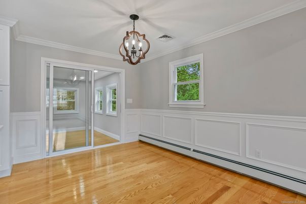 Chandelier, Empty room, Interior, Wood Texture Flooring