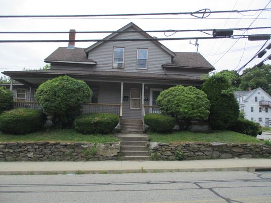 Exterior, Facade, Queen Anne Victorian