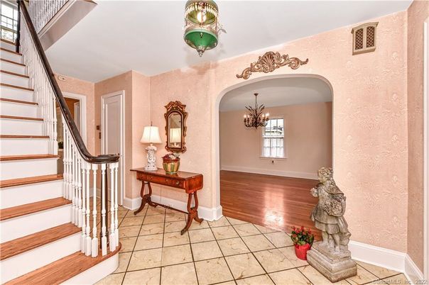 Chandelier, Interior, Wood Texture Flooring