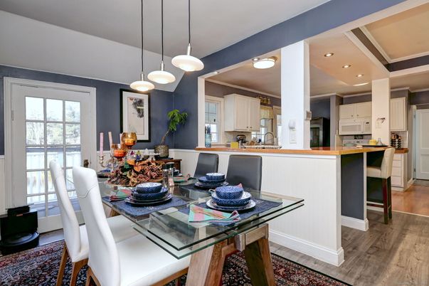 Dining room, Interior, Kitchen, Pendant Lights, Recessed Lighting, Wood Texture Flooring