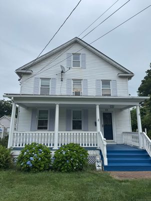 Exterior, Facade, Queen Anne Victorian