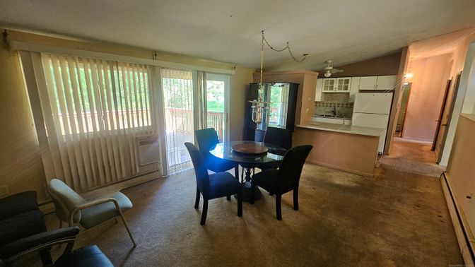 Dining room, Interior