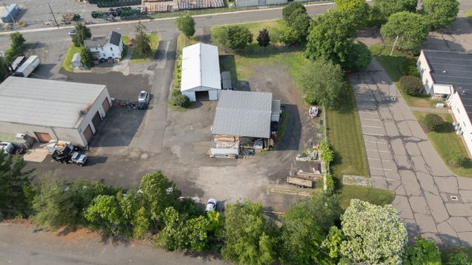 Exterior, Drone