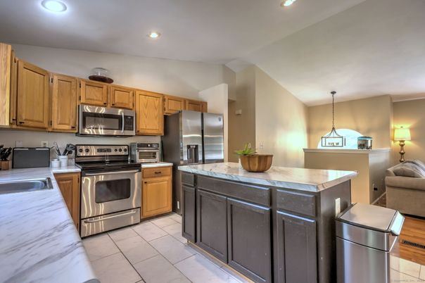 Interior, Kitchen, Pendant Lights, Recessed Lighting, Stainless Steel Appliances