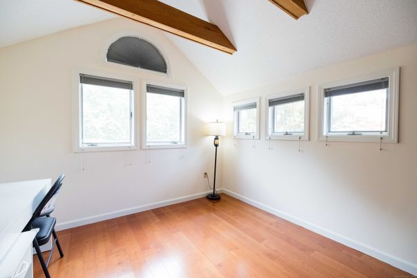 Empty room, Interior, Wooden Beams, Wood Texture Flooring