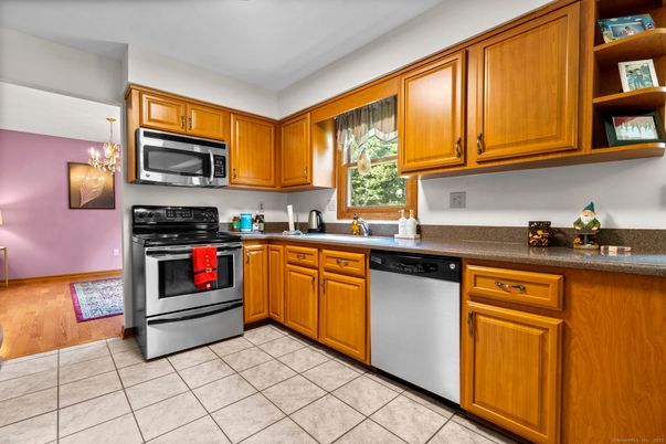 Interior, Kitchen, Pendant Lights, Wood Texture Flooring