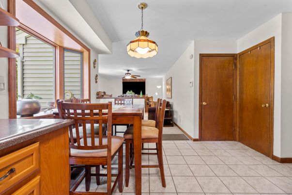 Dining room, Interior, Pendant Lights
