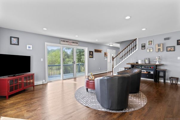 Interior, Living room, Recessed Lighting, Wood Texture Flooring