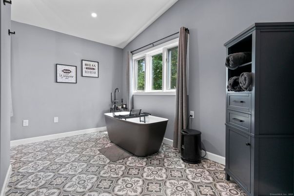 Bathroom, Free Standing Baths, Interior, Recessed Lighting