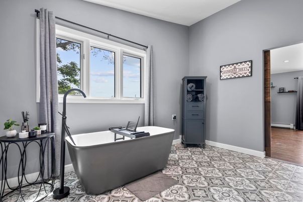 Bathroom, Free Standing Baths, Interior, Recessed Lighting, Wood Texture Flooring
