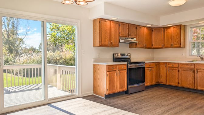 Interior, Kitchen, Recessed Lighting, Wood Texture Flooring
