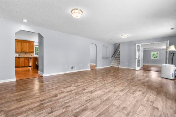 Empty room, Interior, Recessed Lighting, Wood Texture Flooring