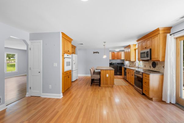 Dining room, Interior, Kitchen, Pendant Lights, Wood Texture Flooring