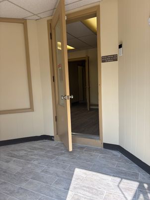Elevator, Interior