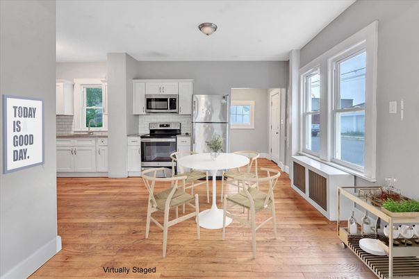 Dining room, Interior, Kitchen, Stainless Steel Appliances, Wood Texture Flooring