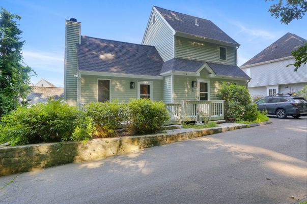 Exterior, Facade, Cape Cod