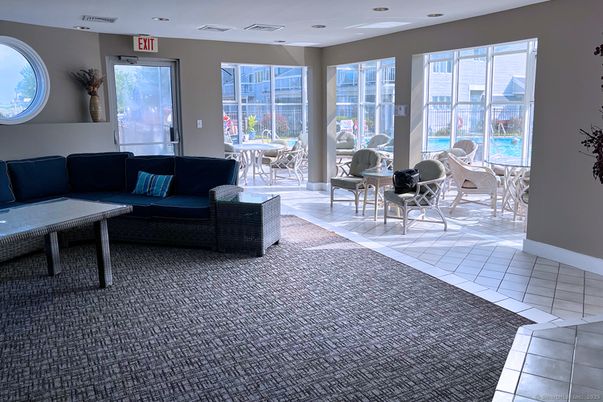 Dining room, Interior, Living room, Recessed Lighting