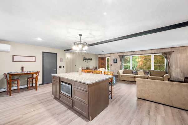 Dining room, Interior, Living room, Pendant Lights, Recessed Lighting, Wood Texture Flooring