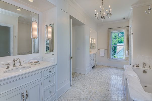 Bathroom, Chandelier, Dual Sink Vanities, Interior, Recessed Lighting