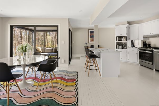 Dining room, Interior, Kitchen, Recessed Lighting, Stainless Steel Appliances