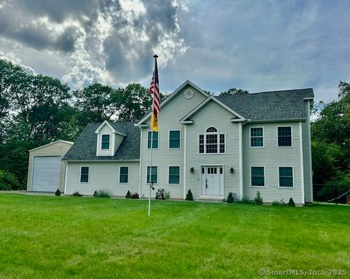 Backyard, Exterior, Facade, Farmhouse
