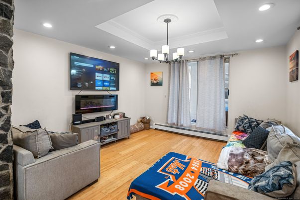 Interior, Living room, Pendant Lights, Recessed Lighting, Wood Texture Flooring