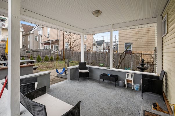 Backyard, Exterior