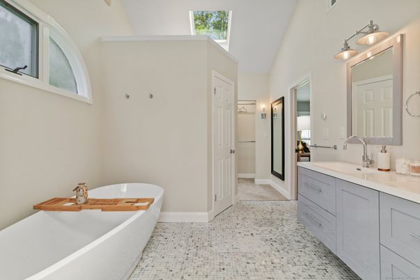 Bathroom, Dual Sink Vanities, Free Standing Baths, Interior