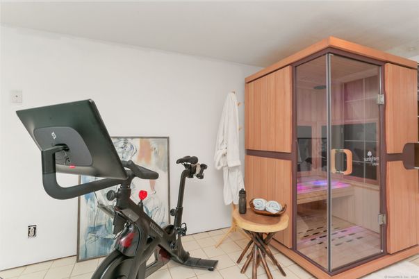 Fitness Equipment, Interior, Sauna Room