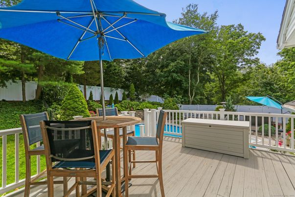 Exterior, Hot Tub