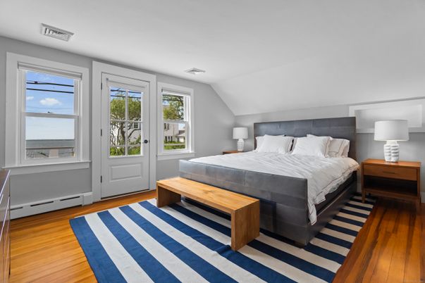 Bedroom, Interior, Water, Wood Texture Flooring