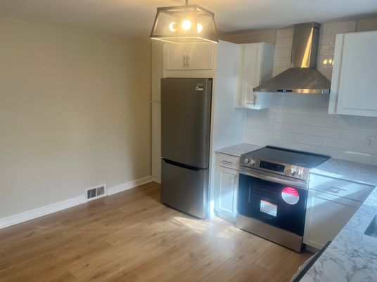 Interior, Kitchen, Stainless Steel Appliances, Wood Texture Flooring