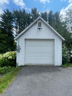 Detached Garage, Exterior