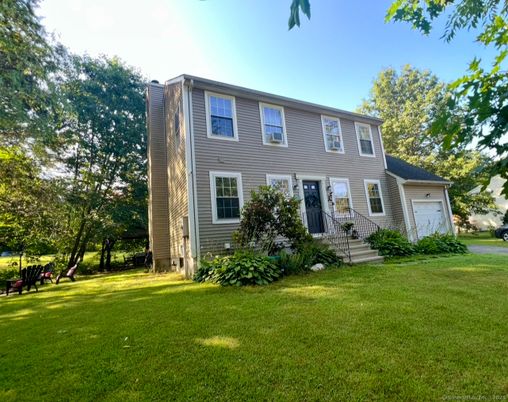 Attached, Backyard, Exterior, Facade, Georgian