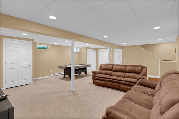 Game Room, Interior, Living room, Recessed Lighting