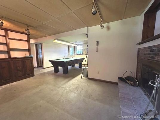 Billiard Table, Game Room, Interior